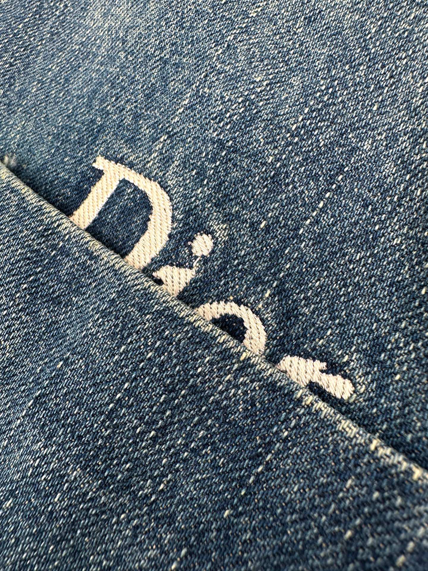 2026 New Style CD Embroidered Zipper Denim Jacket (BB865-B80)