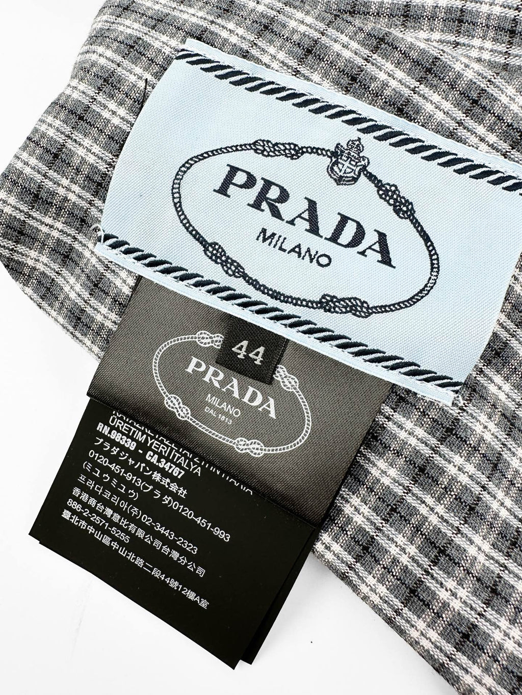 2026 New Model Triangle Brand Triangle Patterned Jacket (BB825-C05)