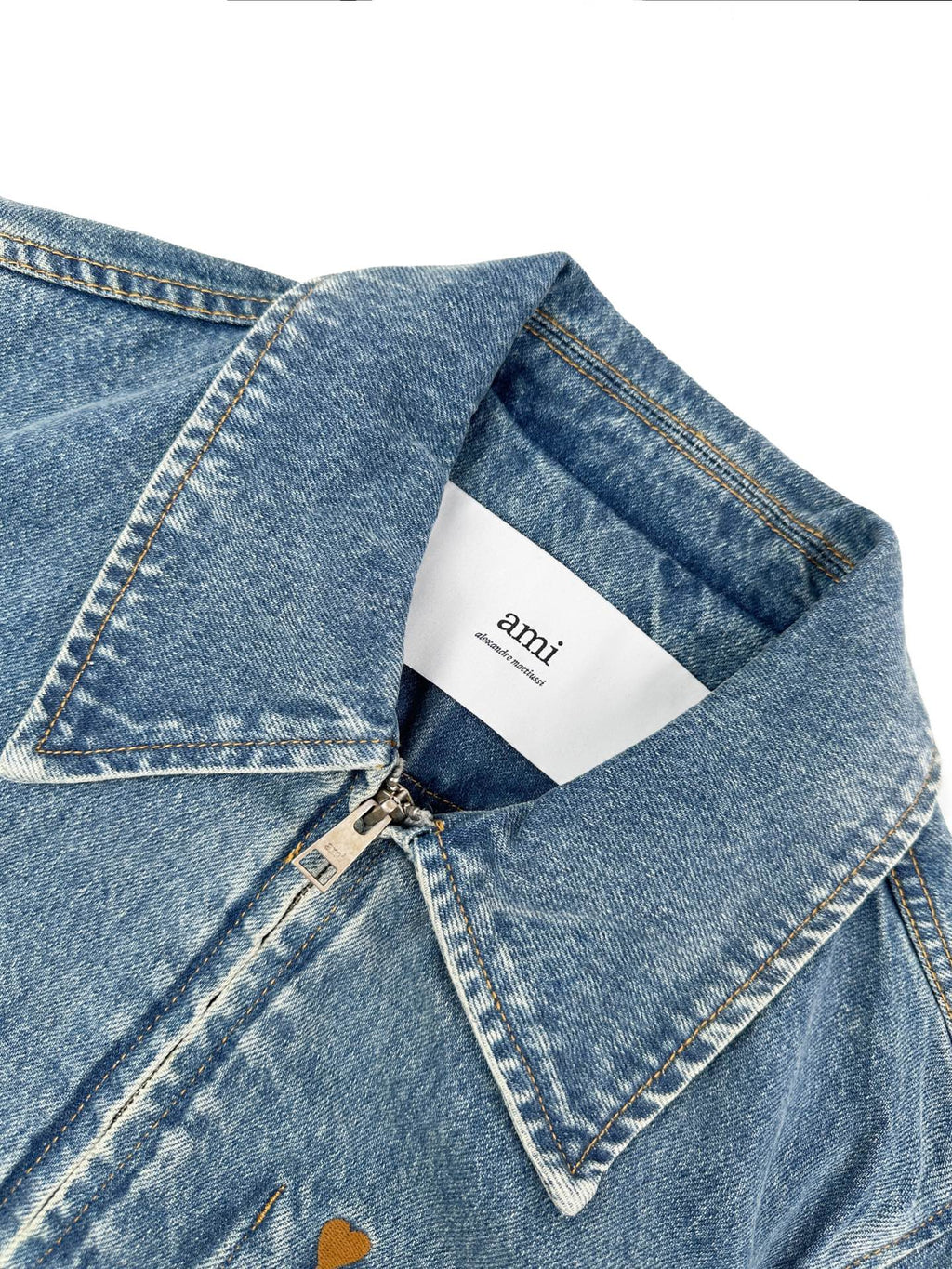 2026 New Model Heart A Embroidered Denim Jacket (BB877-B70)