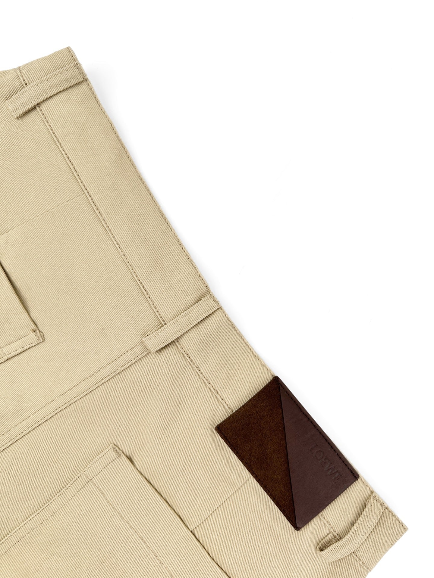 2026 New Style Way Embroidered Leather Pants (BB915-B50)
