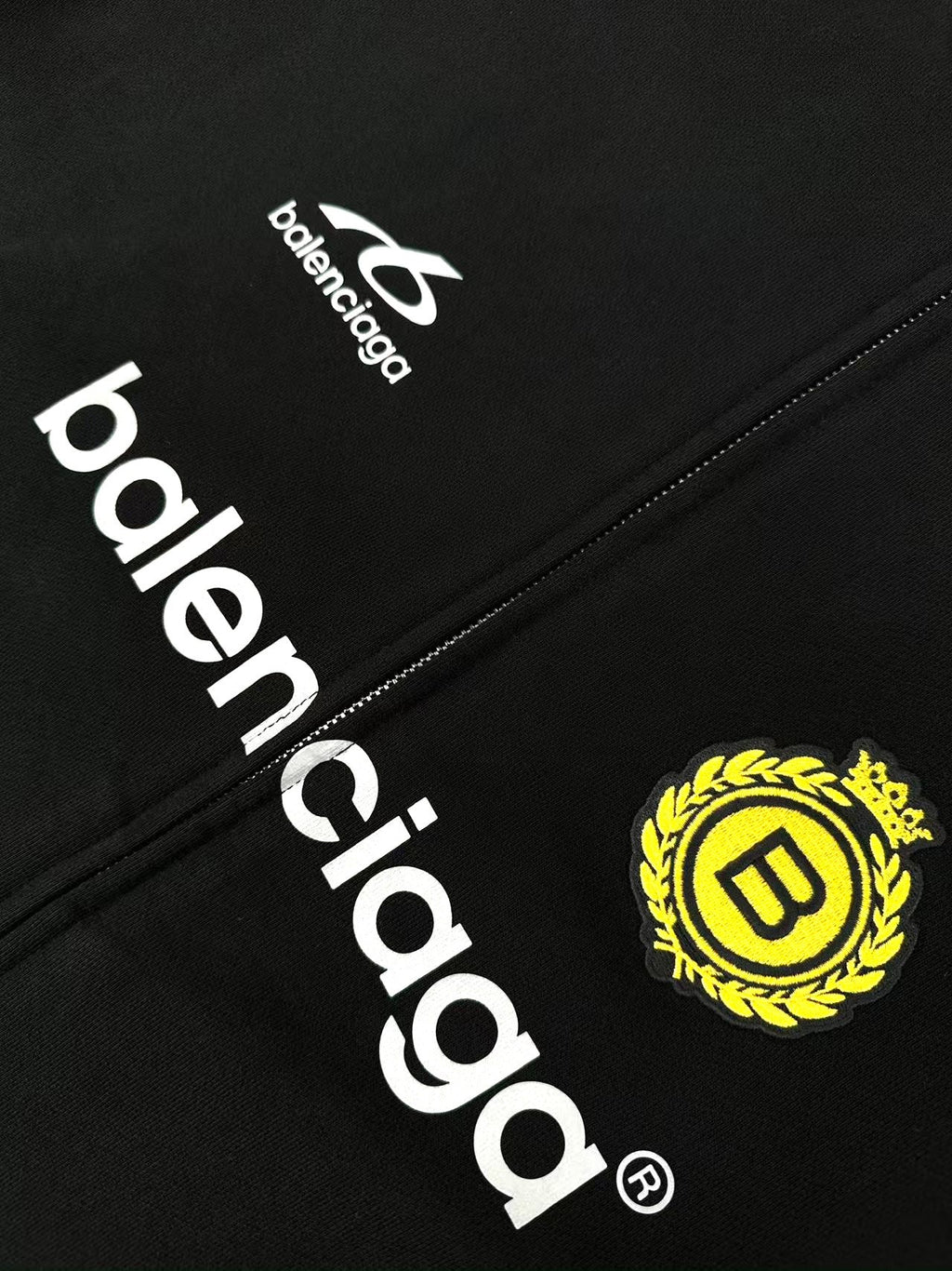 2026 New Style Balen Printed Zippered Hooded Coat (AA668-B65)