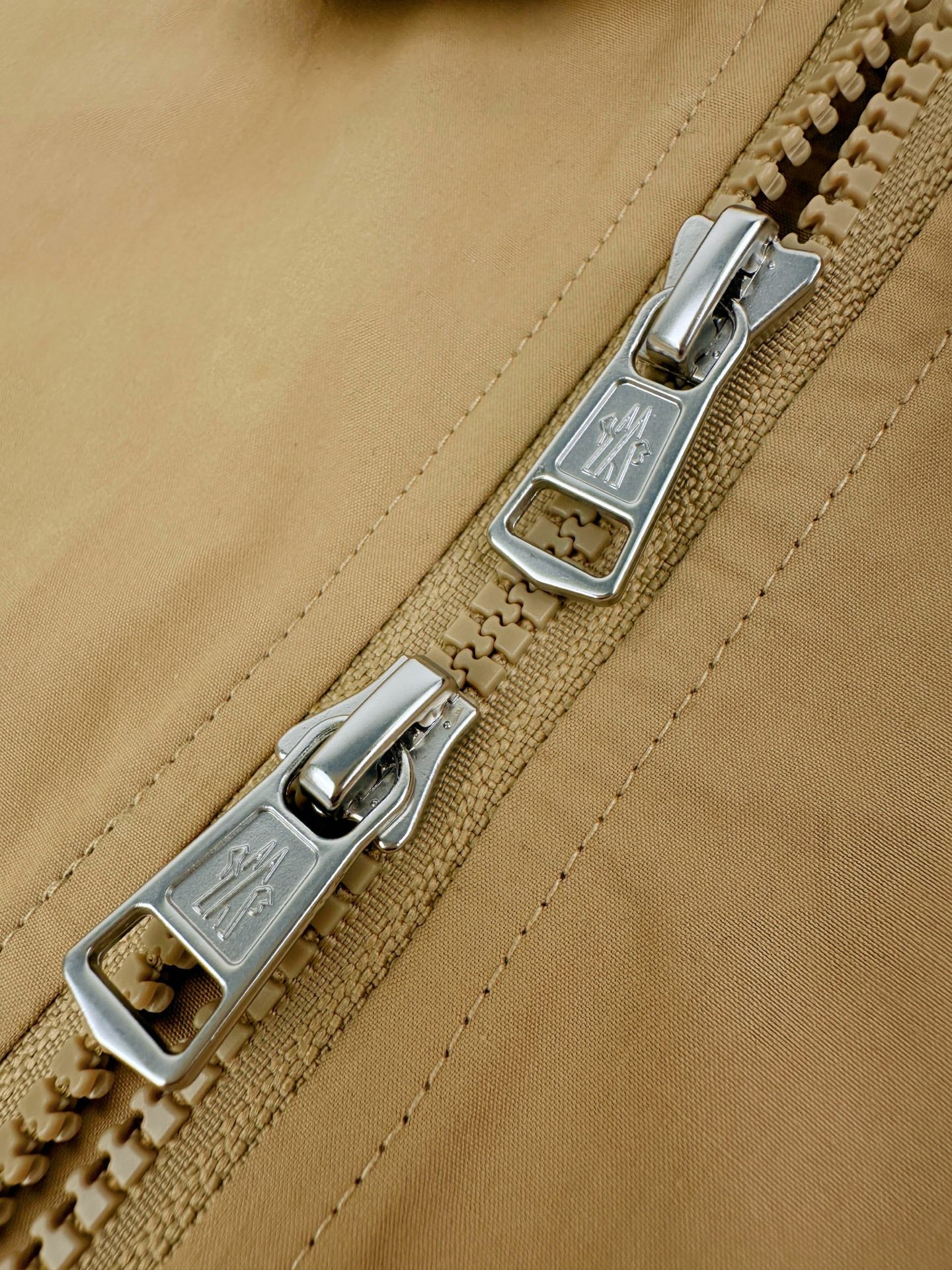 2026 new model Mon logo zipper coat (AA671-B60)