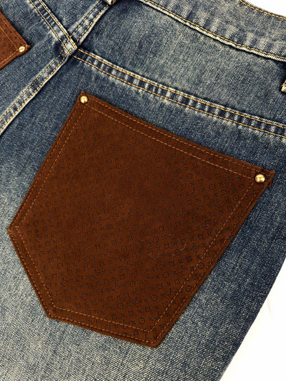 2026 New Model LY Leather Detail Pockets Denim Jeans (BB4018-B80)